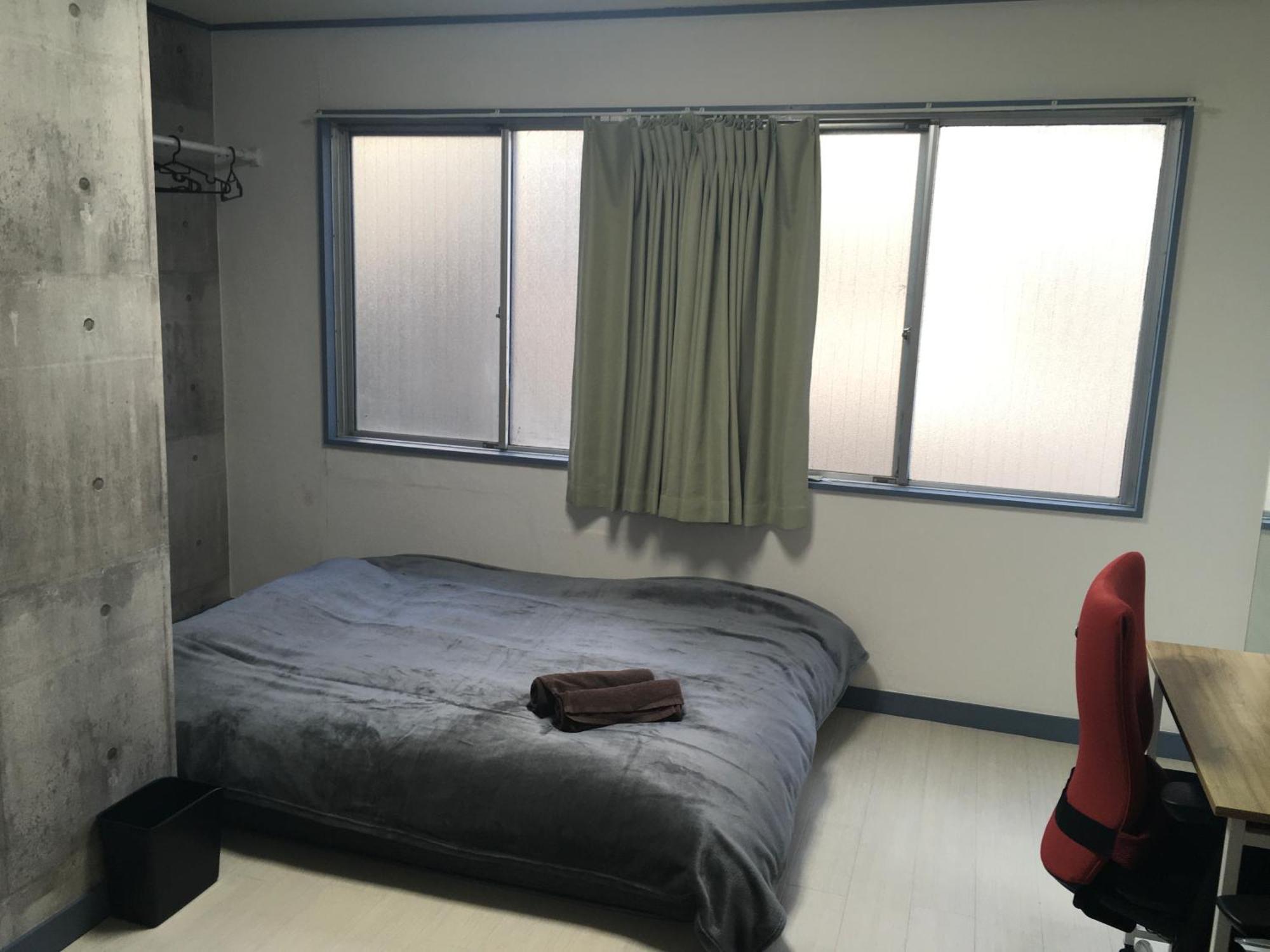 4f Female And Couple Only Large In Ueno * Tokio